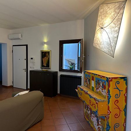 Terrazza Rosa Bianca Apartment Palermo Bagian luar foto
